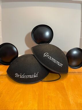 Disney Parks NWT Mouse Ears Wedding Bridesmaid Groomsman Set of 2